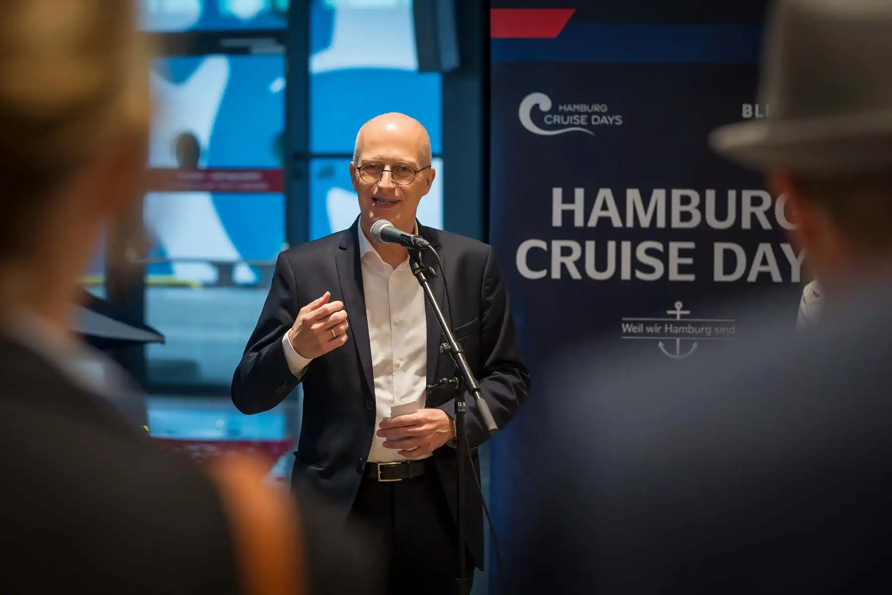 Hamburgs Erster Bürgermeister Peter Tschentscher auf den Hamburg Cruise Days
